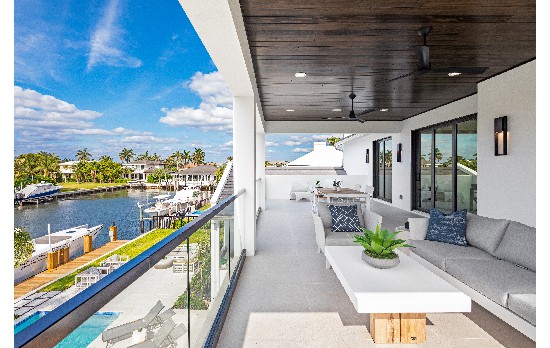 27 Eleuthera Dr (33)