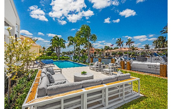 27 Eleuthera Dr (54)