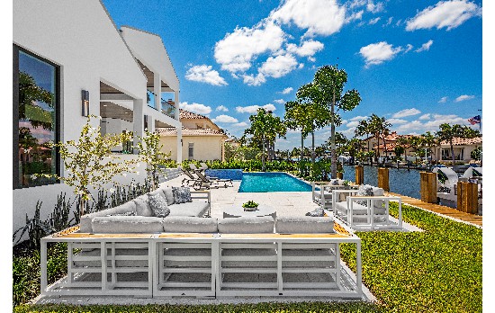 27 Eleuthera Dr (55)